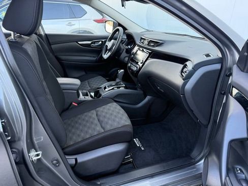 Certified 2021 Nissan Rogue Sport SV image 25