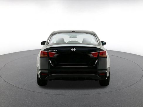 Used 2026 Nissan Altima 2.5 SV FWD image 6