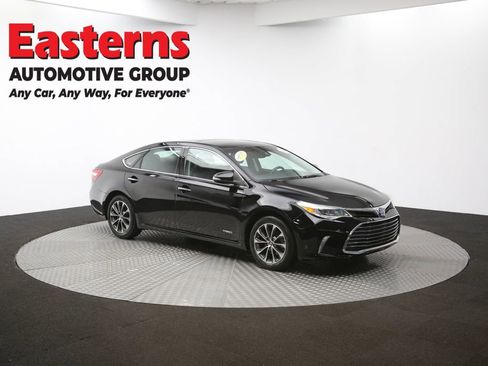Used 2018 Toyota Avalon Limited image 47