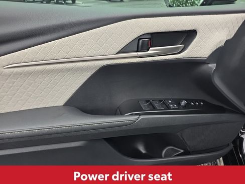 Used 2026 Toyota Camry XLE w/ Premium Plus Package FWD image 17