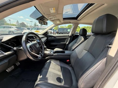 Used 2020 Honda Civic Touring image 24