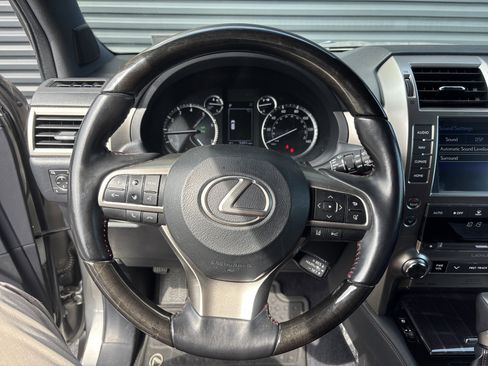 Used 2020 Lexus GX 460 Luxury w/ Luxury Sport Package AWD/4WD image 13