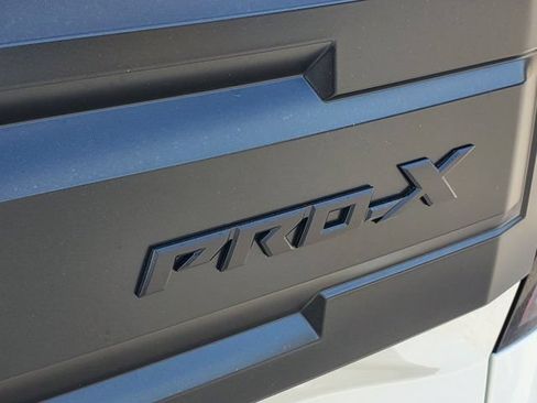 New 2026 Nissan Frontier Pro-X w/ Pro-X Convenience Package RWD image 9