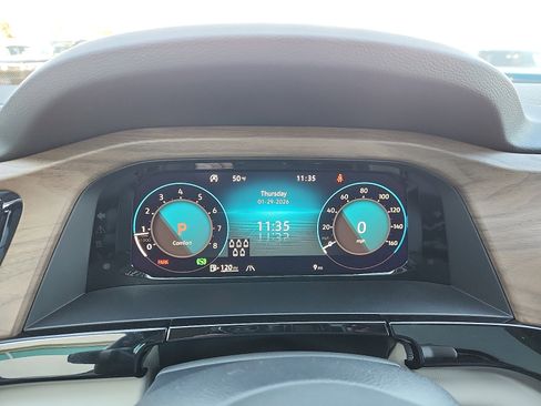 New 2026 Volkswagen Atlas SE image 17