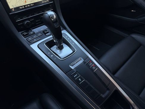 Used 2014 Porsche Cayman RWD image 17