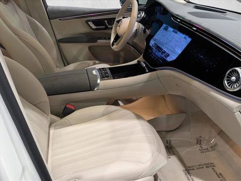 Certified 2023 Mercedes-Benz EQS 580 4MATIC SUV image 22