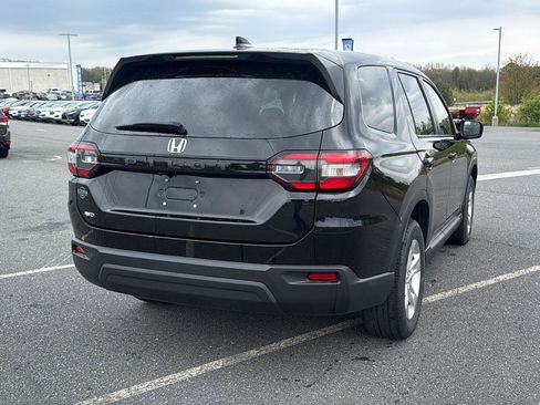 Used 2023 Honda Pilot LX image 7