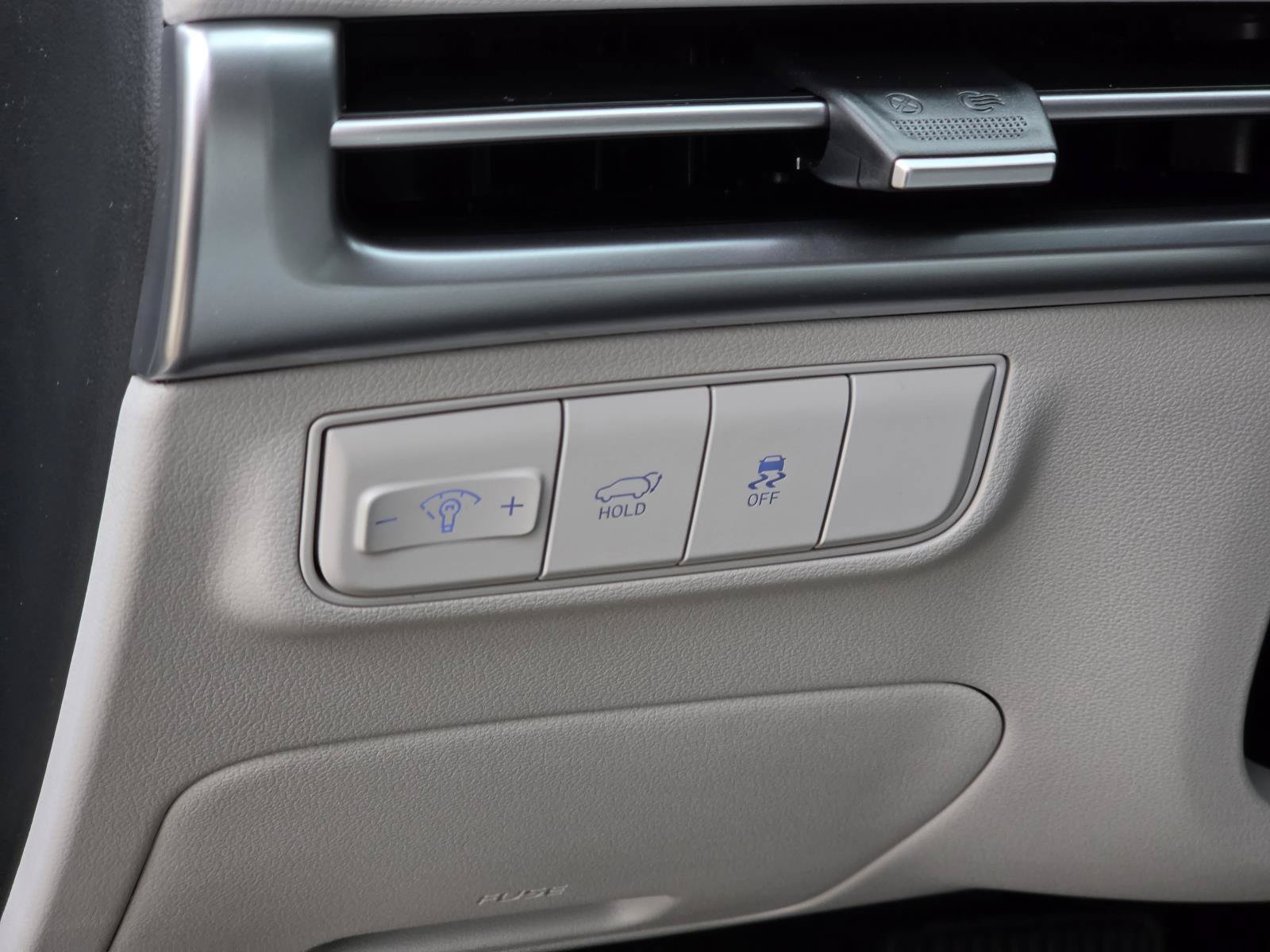 New 2026 Hyundai Tucson SEL FWD image 16