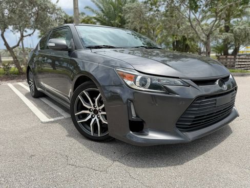 Used 2014 Scion tC FWD image 1