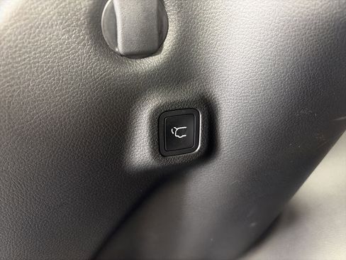 Used 2022 Jeep Compass Latitude w/ Convenience Group AWD/4WD image 15