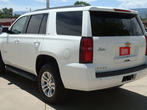 Used 2015 Chevrolet Tahoe LT AWD/4WD image 6