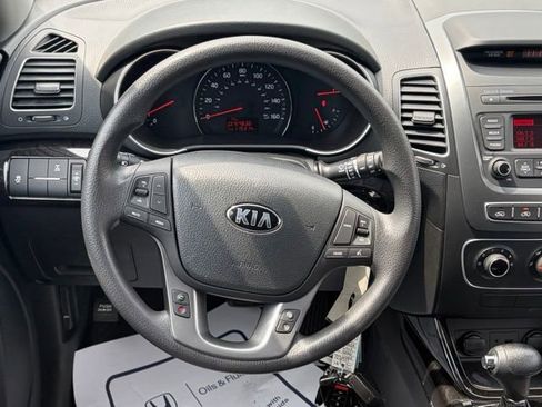 Used 2015 Kia Sorento LX AWD/4WD image 34