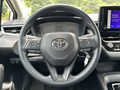 Used 2024 Toyota Corolla LE FWD image 7