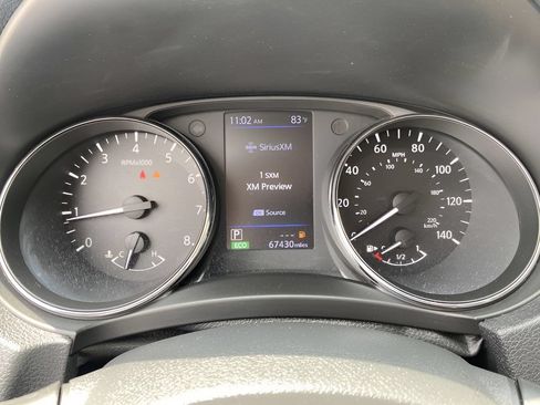 Used 2019 Nissan Rogue SL w/ Premium Package FWD image 16