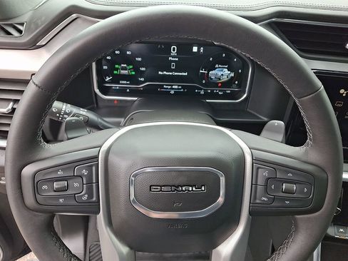 Used 2023 GMC Sierra 1500 Denali w/ Denali Reserve Package AWD/4WD image 20