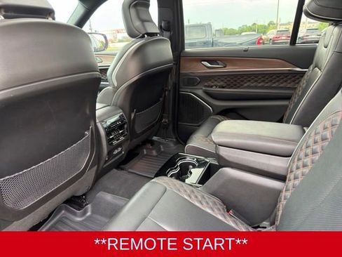 Used 2023 Jeep Grand Cherokee L Summit w/ Luxury Tech Group V AWD/4WD image 22