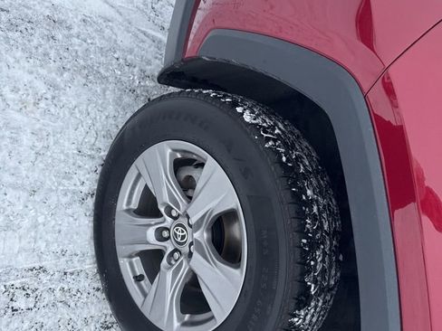 Used 2023 Toyota RAV4 XLE image 9