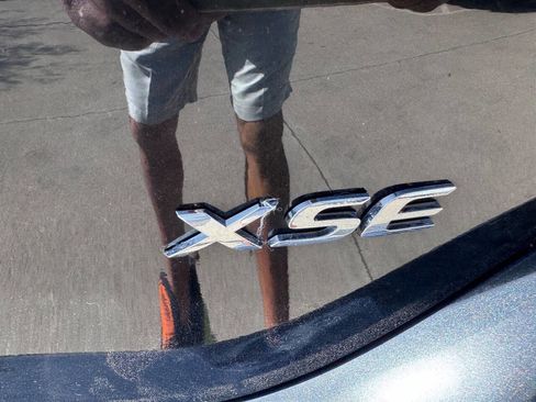 Used 2019 Toyota Corolla XSE image 12