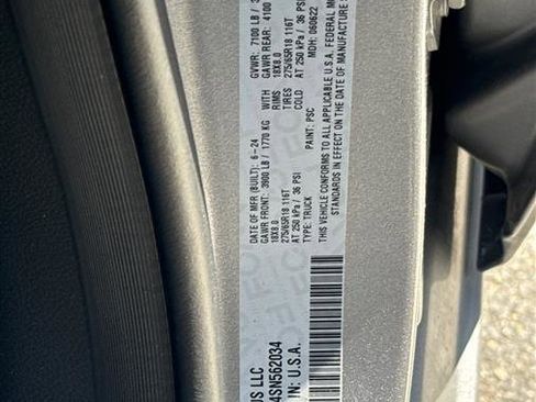 Used 2025 RAM 1500 Big Horn AWD/4WD image 11