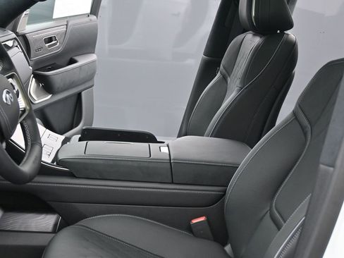 New 2026 INFINITI QX80 Autograph image 21