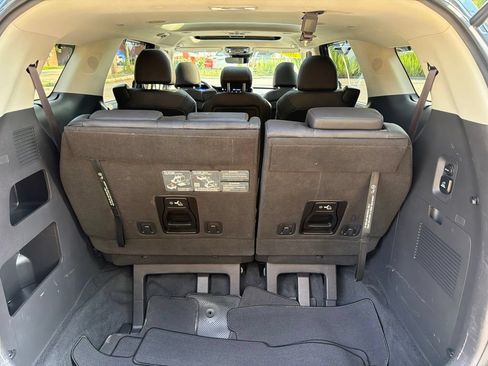 Certified 2024 Kia Carnival SX Prestige FWD image 33