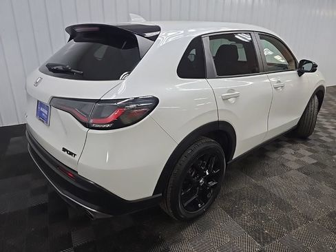 Used 2024 Honda HR-V Sport image 10