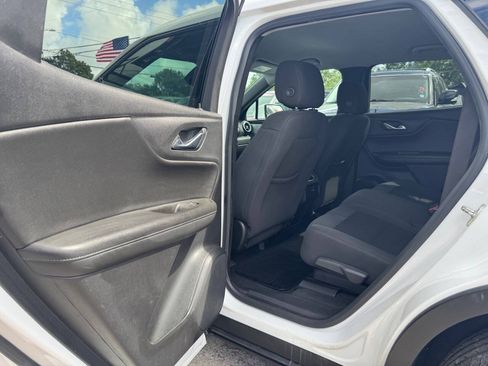 Used 2021 Chevrolet Blazer LT FWD image 9