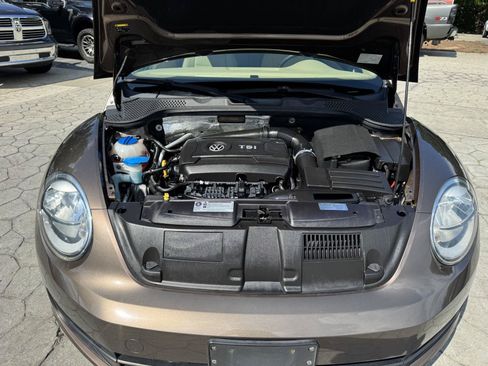 Used 2015 Volkswagen Beetle 1.8T FWD image 19