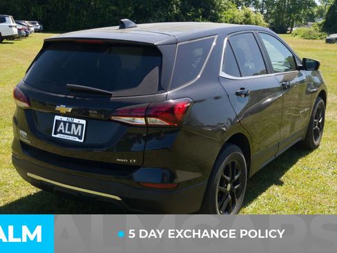 Used 2023 Chevrolet Equinox LT image 4