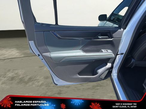 New 2026 GMC Acadia AT4 w/ Luxury Package AWD/4WD image 19