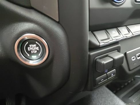 New 2025 Chevrolet Silverado 1500 W/T w/ WT Value Package image 16