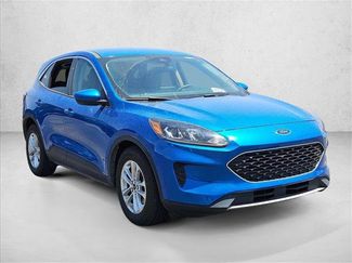 Used 2020 Ford Escape SE FWD video 3