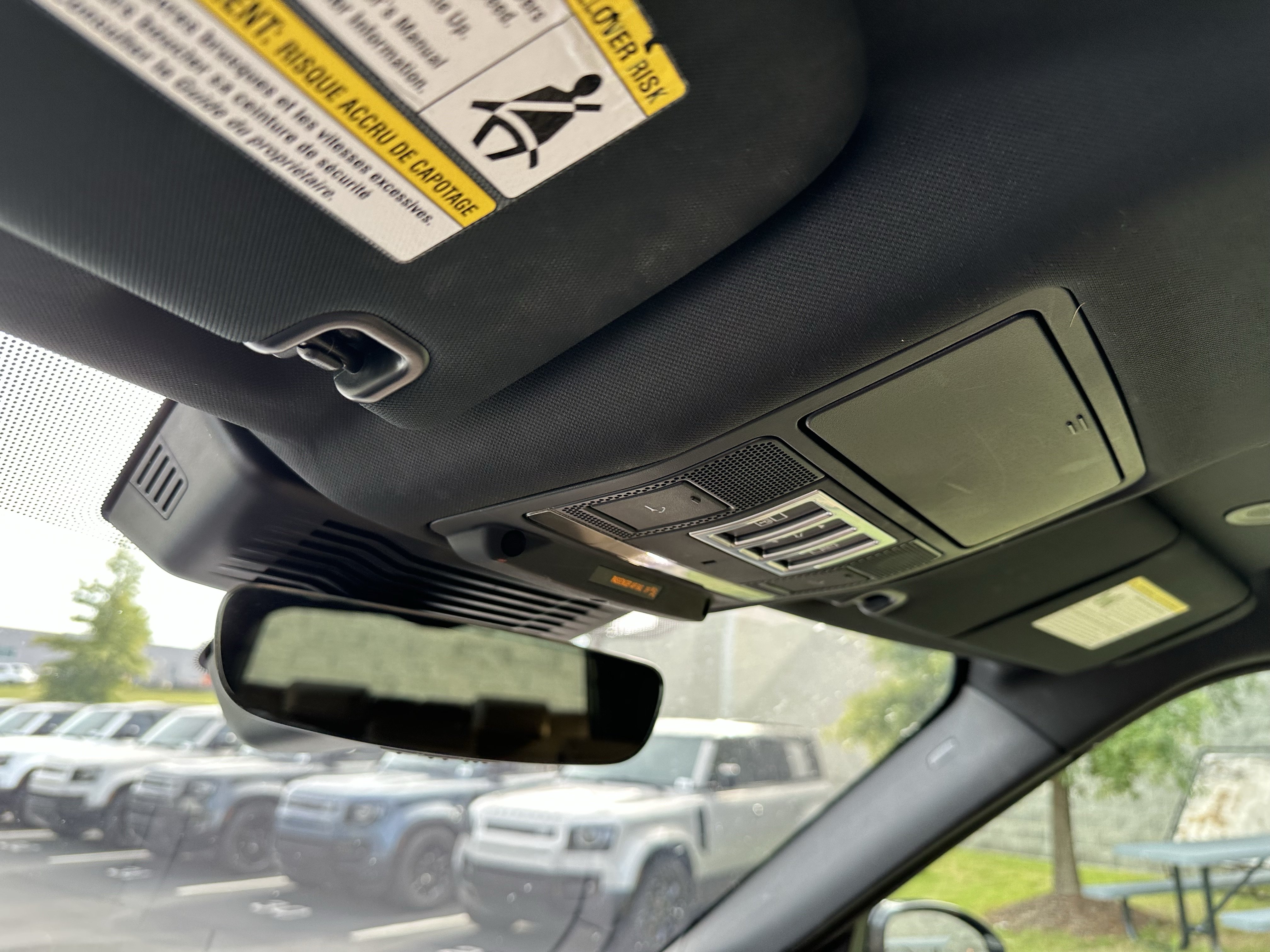 Certified 2023 Land Rover Discovery S R-Dynamic AWD/4WD image 18