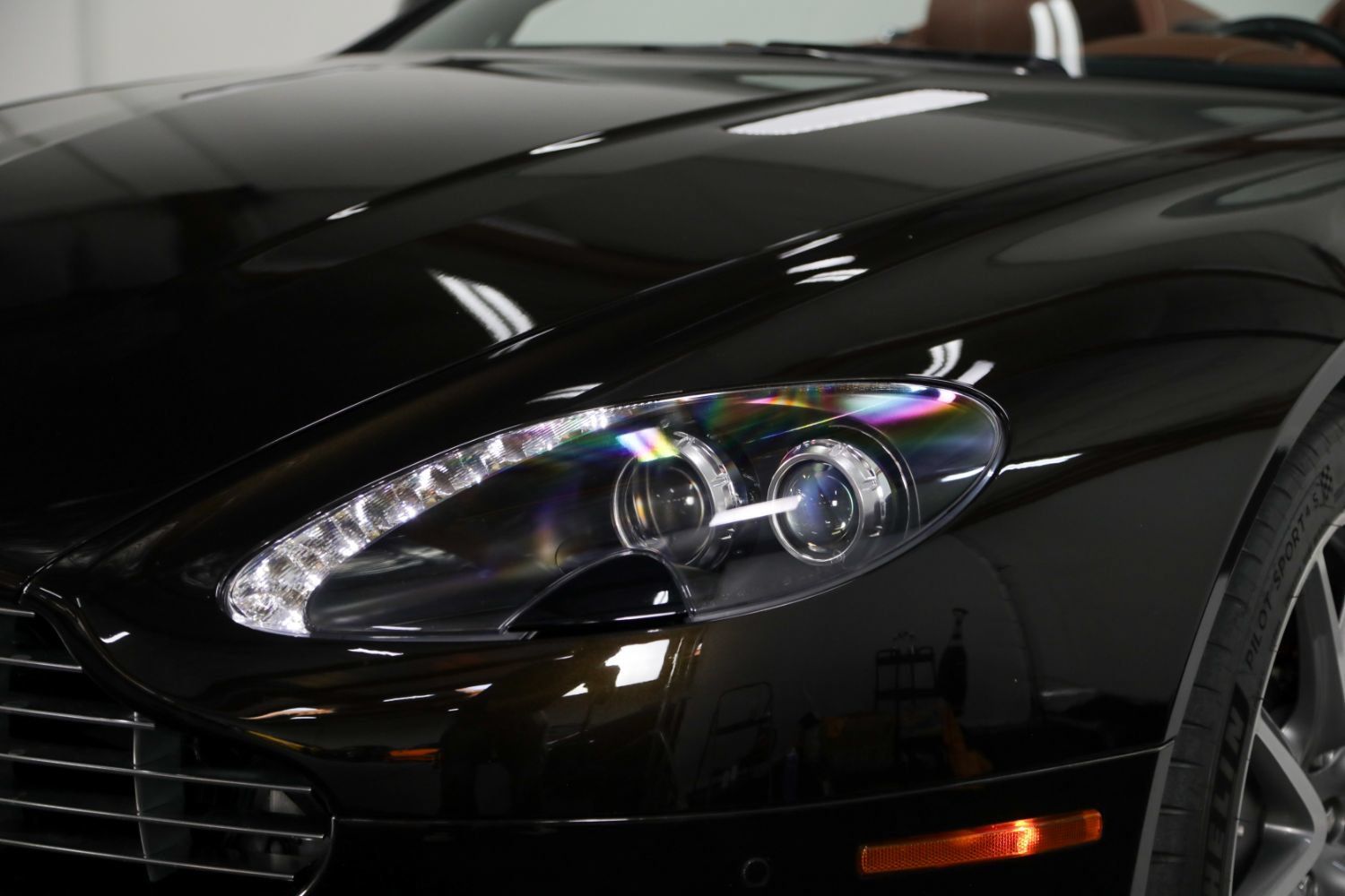 Used 2012 Aston Martin V8 Vantage N420 RWD image 14