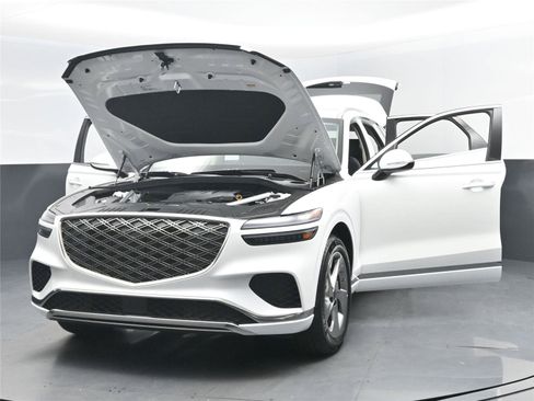 New 2026 Genesis GV70 2.5T image 19
