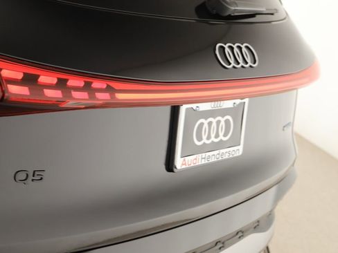 New 2025 Audi Q5 Premium image 29