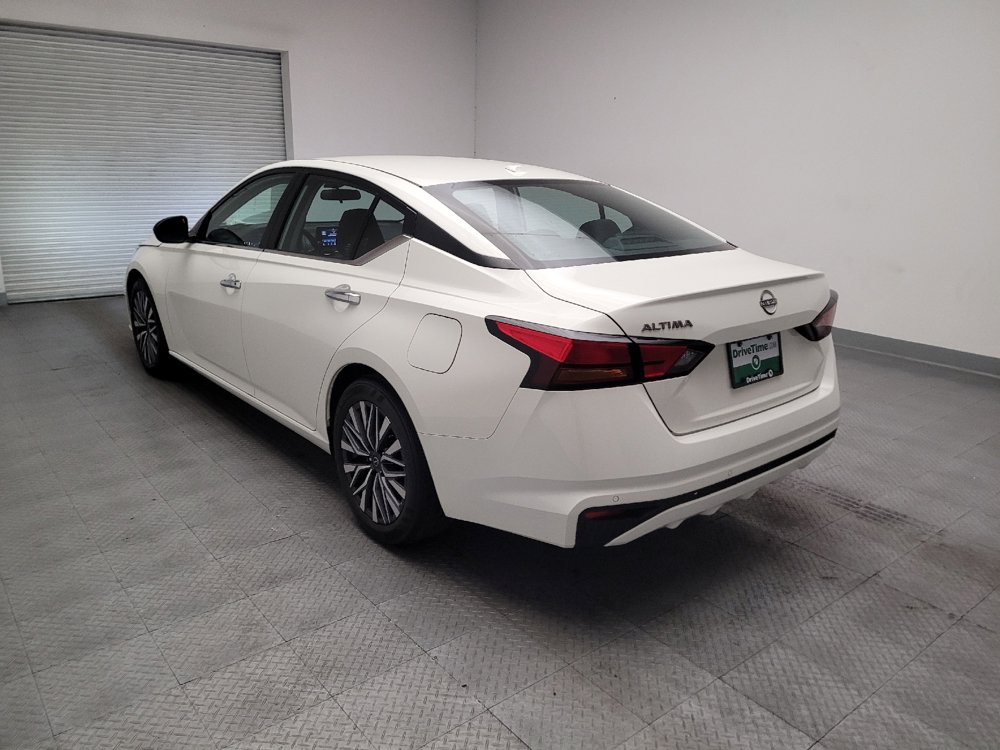 Used 2025 Nissan Altima 2.5 SV FWD image 5