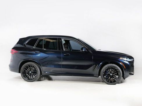 Used 2025 BMW X5 xDrive40i w/ M Sport Package image 8