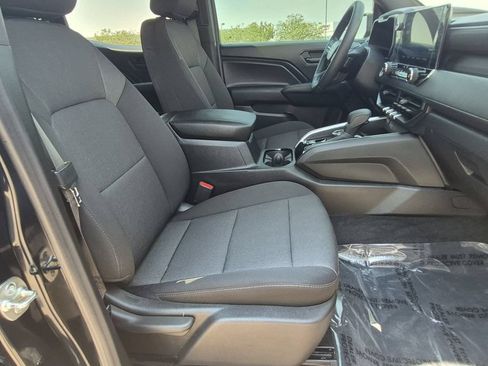 Certified 2025 Chevrolet Colorado Trail Boss AWD/4WD image 15