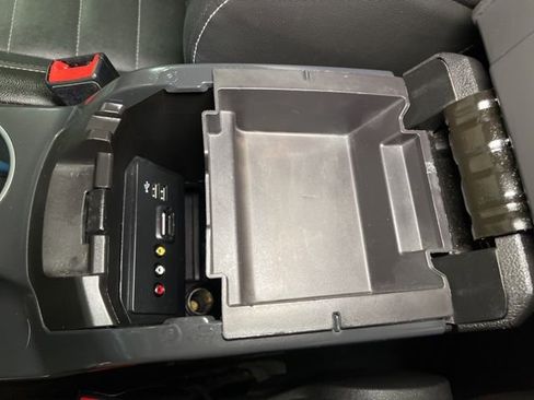 Used 2014 Ford Escape Titanium w/ Equipment Group 401A image 25