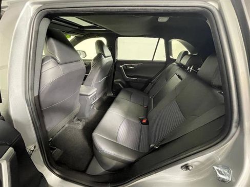 Certified 2022 Toyota RAV4 XSE w/ XSE Grade Weather Package AWD/4WD image 10