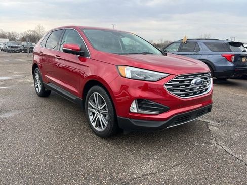 Certified 2023 Ford Edge Titanium w/ Equipment Group 301A image 3