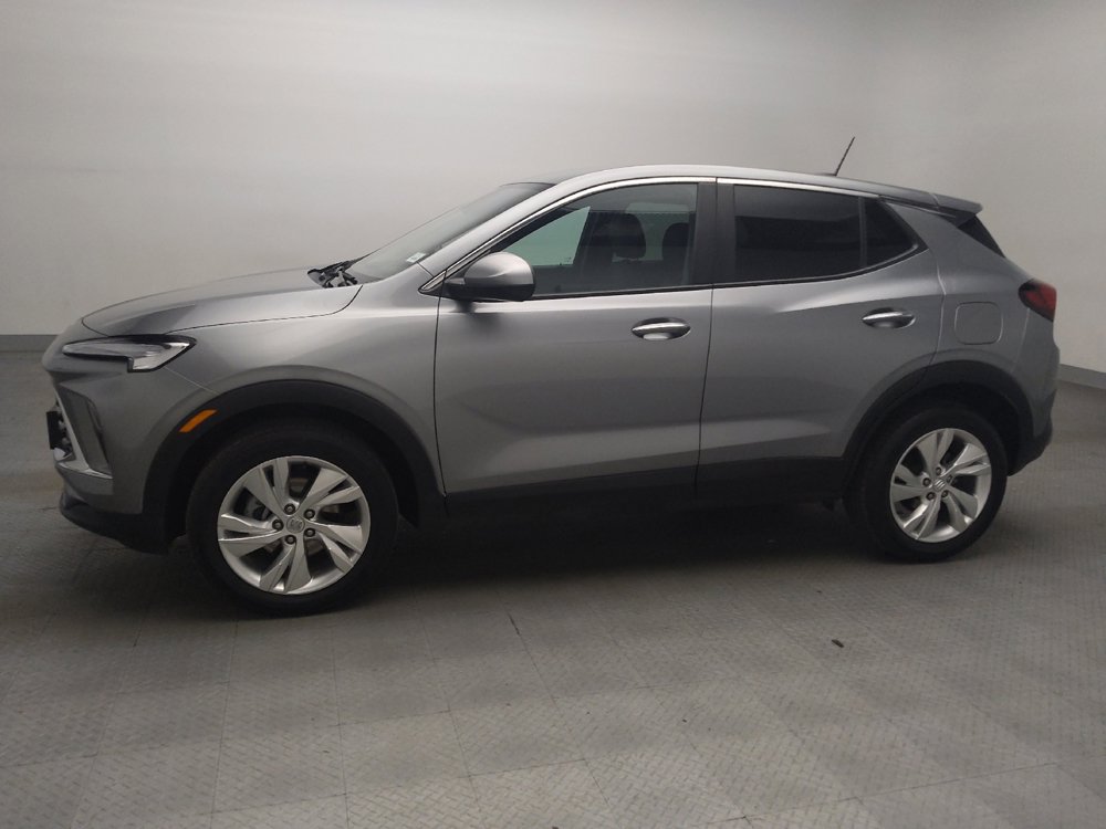 Used 2025 Buick Encore GX Preferred AWD/4WD image 2