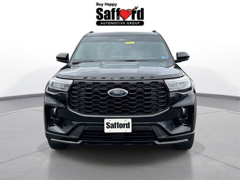 Used 2025 Ford Explorer ST-Line image 8