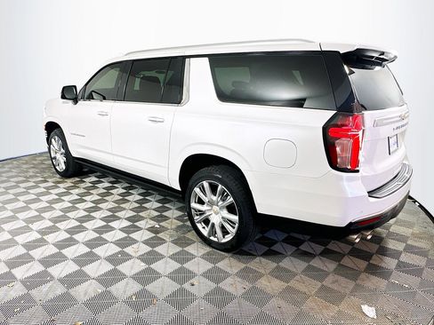 Used 2021 Chevrolet Suburban High Country image 6