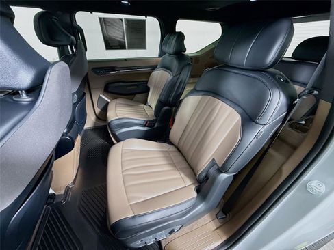 Used 2026 Kia EV9 GT-Line image 17