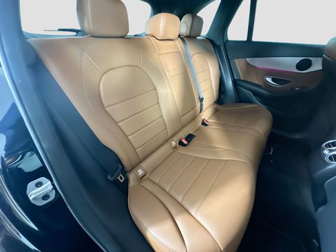 Used 2022 Mercedes-Benz GLC 300 GLC 300 image 23