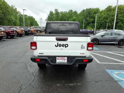 Used 2021 Jeep Gladiator Sport AWD/4WD image 7