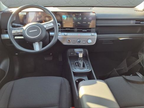 New 2026 Hyundai Kona SE image 14