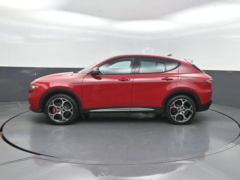 Used 2024 Alfa Romeo Tonale Veloce AWD/4WD image 3